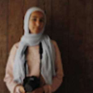 Meet your Posher, Maya